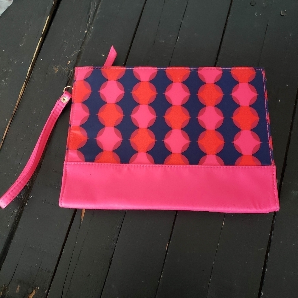 Avon NWOT Cosmetic Bag Clutch Pink Navy Blue Polka Dots Makeup